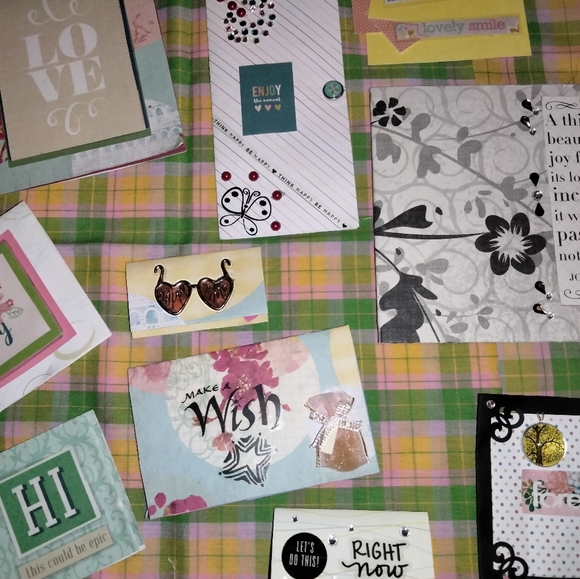 Assorted Cards - Picture 4 of 4